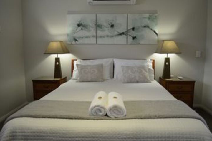 Room 16 of 32