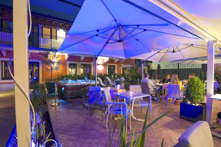Terrace/Patio 115 of 122