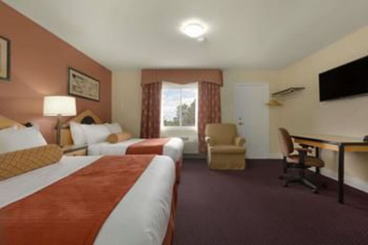 Room 12 of 25