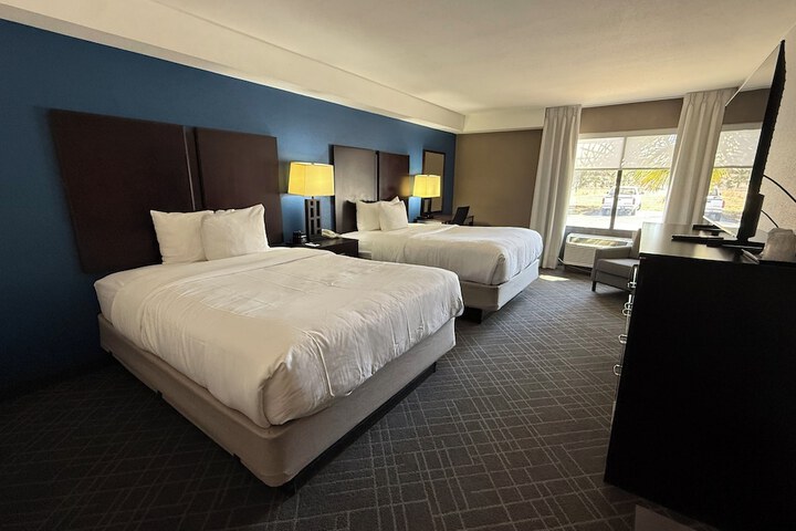 Room 34 of 58