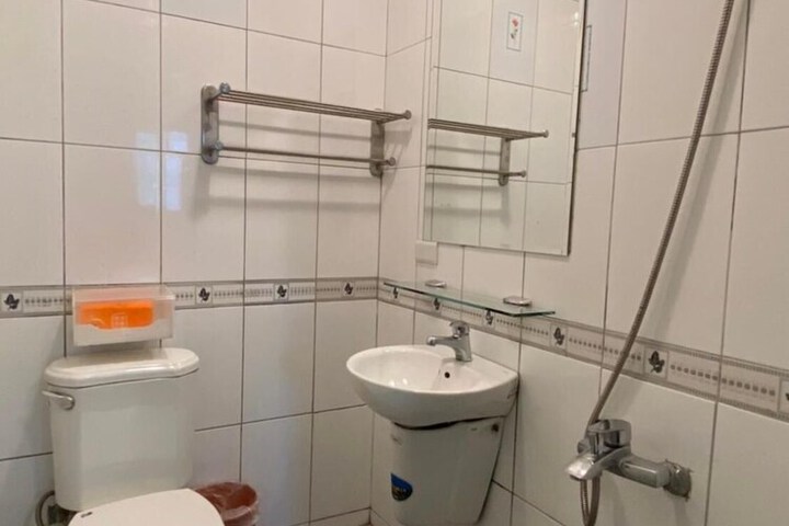Room 29 of 36