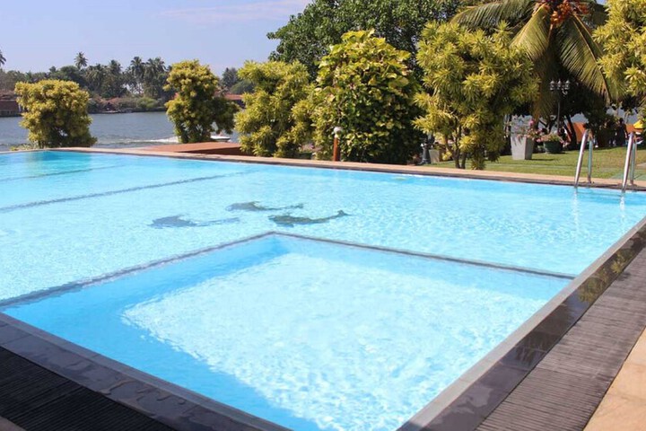 Pool 64 of 84