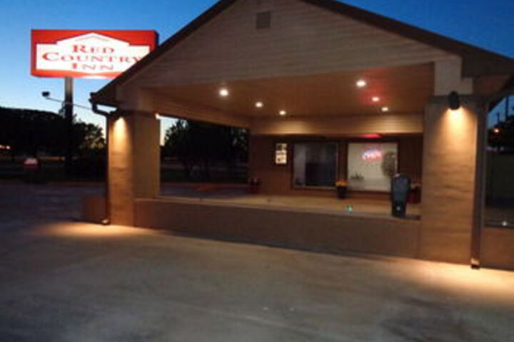 Americas Best Value Inn Woodward at 8th St. in Woodward, OK