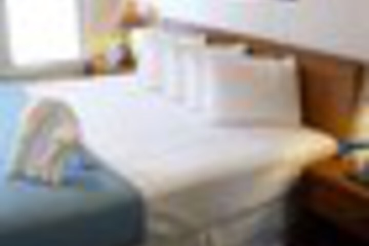 Room 29 of 102