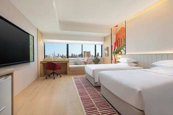Room 11 of 53