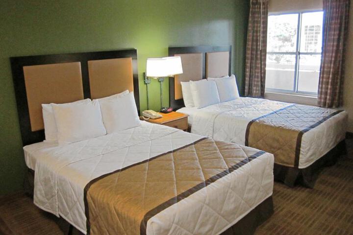 Studio 2 Double Beds (7 of 8)