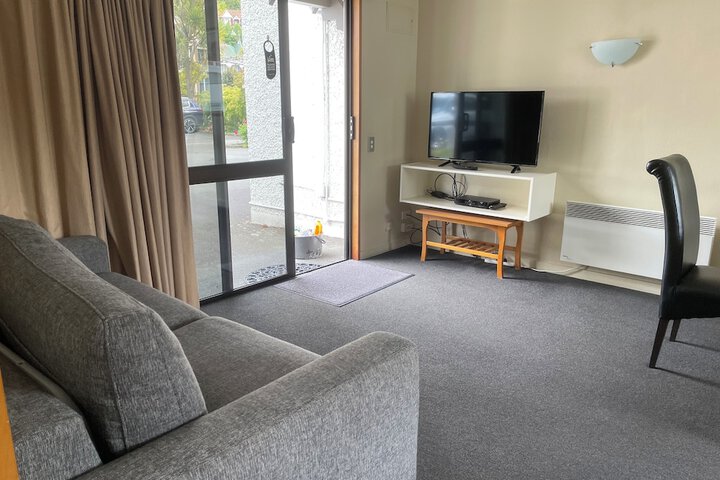 Room 56 of 104