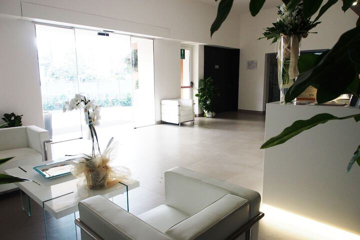 Hotel Interior 4 of 92