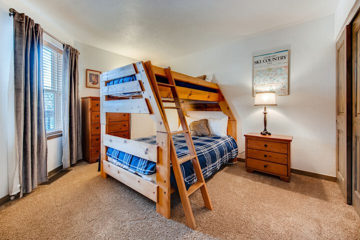 Room 17 of 155