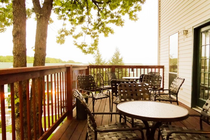 Terrace/Patio 75 of 83