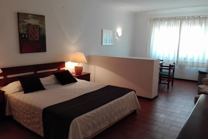 Room 3 of 50