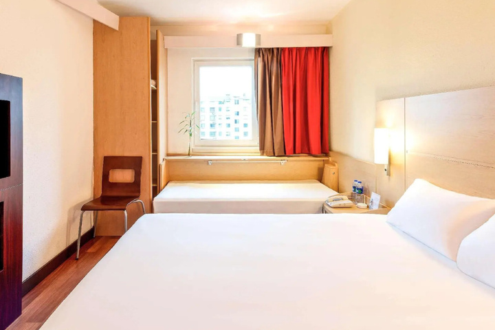 guest_rooms