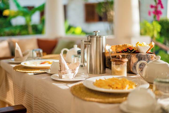 Breakfast/Coffee Service 94 of 139