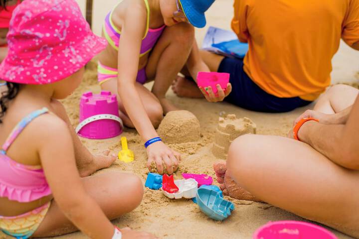 Childrens Activities 62 of 140