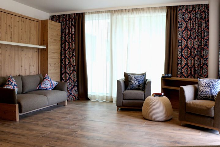 Room 43 of 115