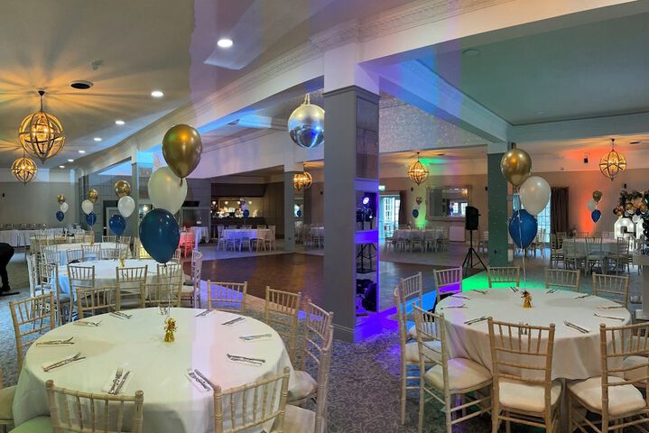 Ballroom/Hall 87 of 101