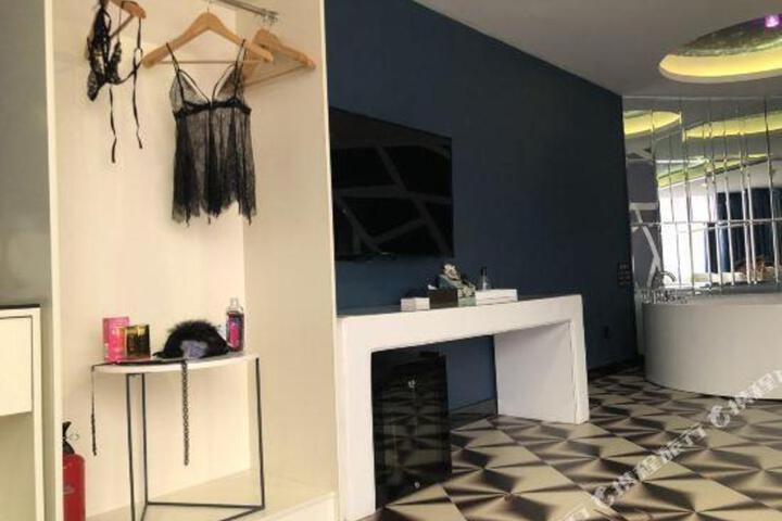 Fresh House Hotel (Guangzhou Ha Street)