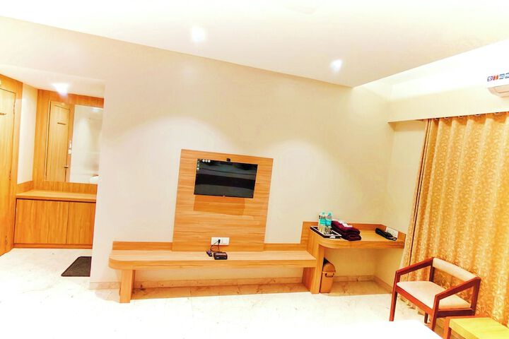 Room 15 of 39