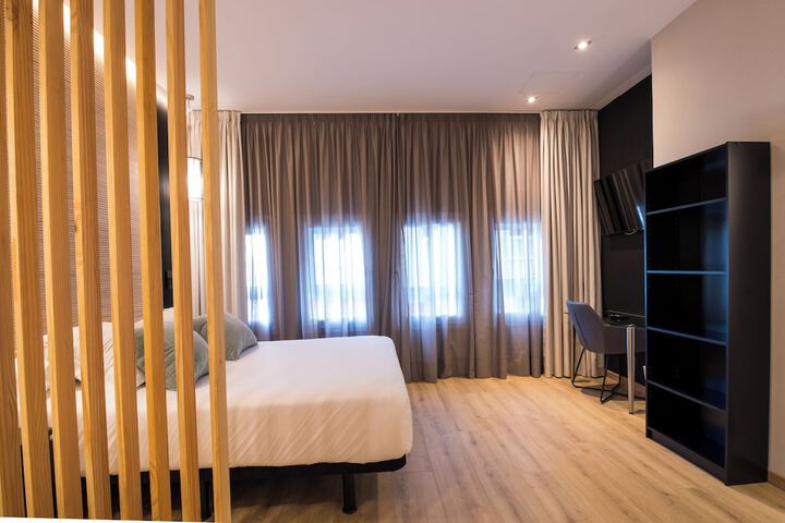 Room 35 of 51