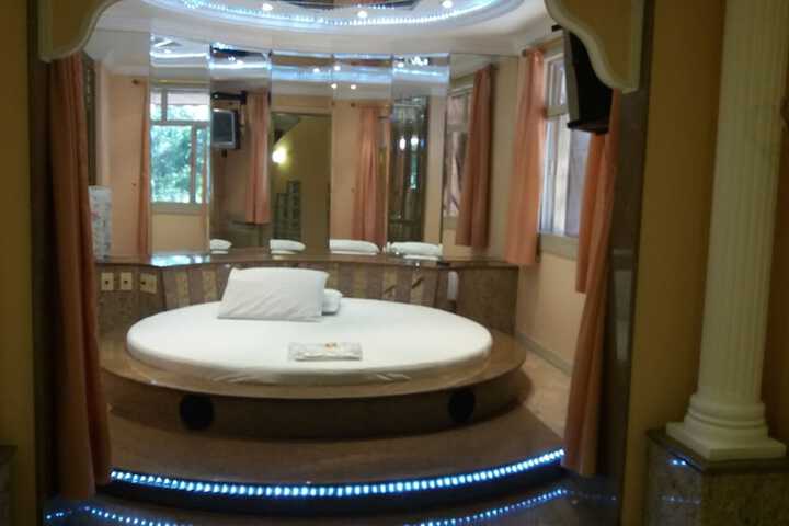 Room 62 of 112