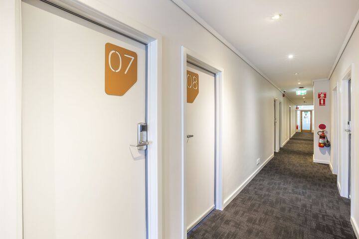 Ballroom/Hall 27 of 35