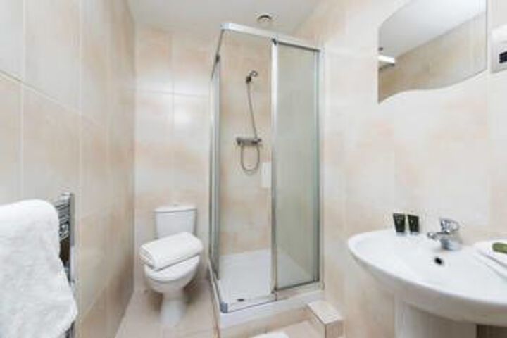 Room 4 of 26