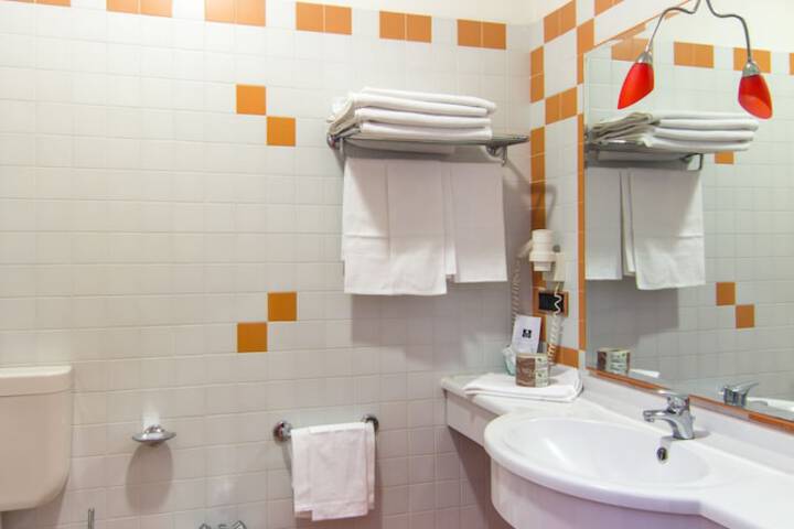 Room 20 of 36