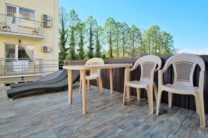 Terrace/Patio 26 of 44