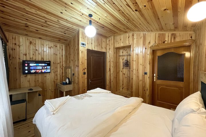 Room 62 of 100
