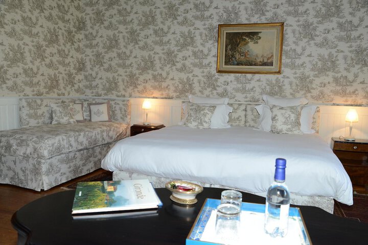 Room 10 of 64
