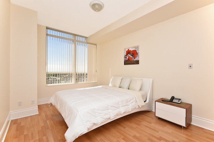 Room 3 of 19