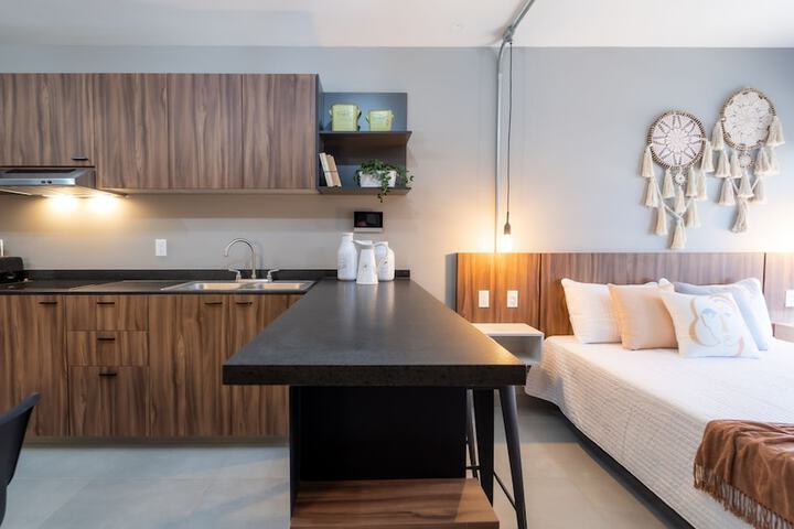 Room 2 of 94