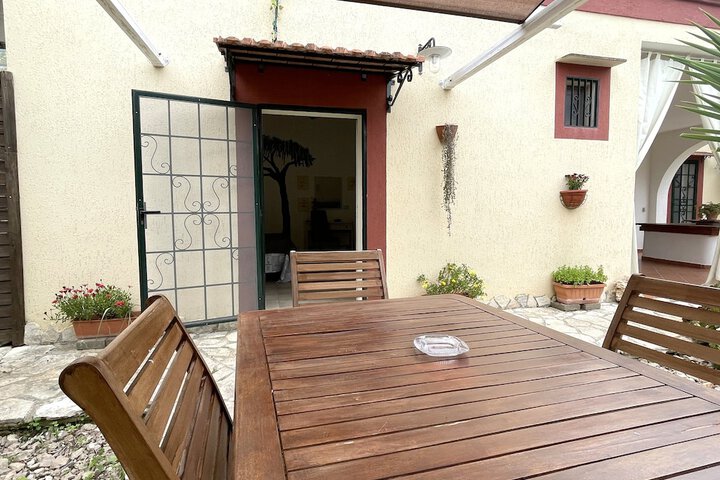 Room 20 of 97