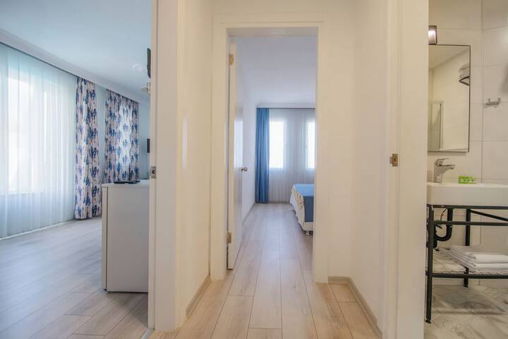 Room 3 of 15