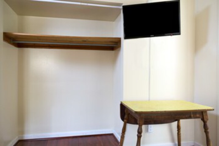 Room 42 of 43