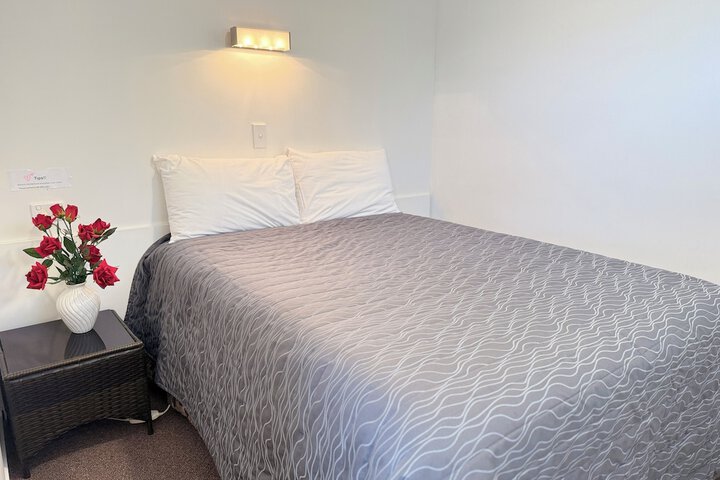 Room 16 of 52