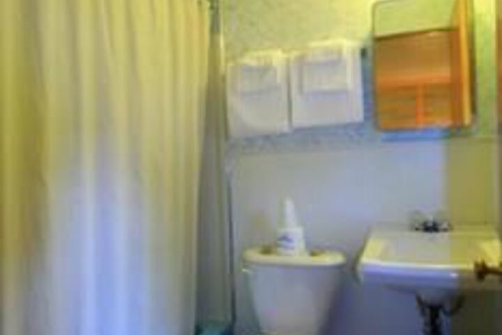 Room 5 of 48