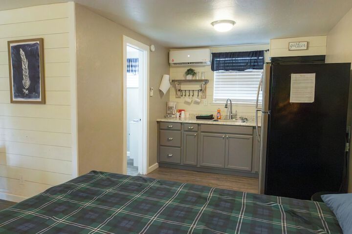 Room 273 of 917