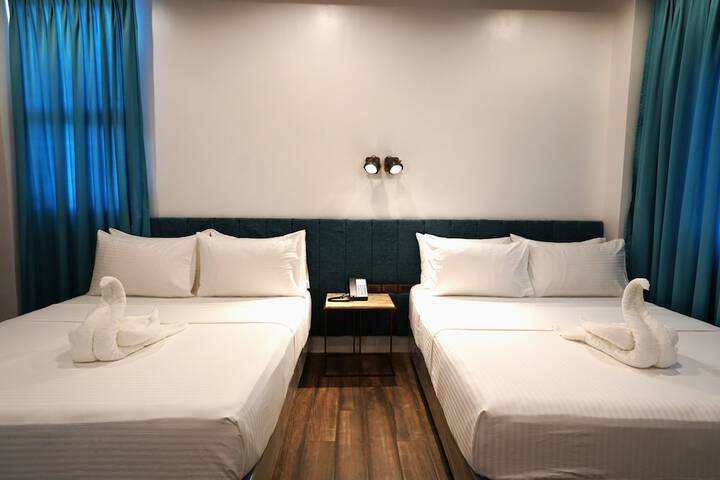 Room 6 of 52