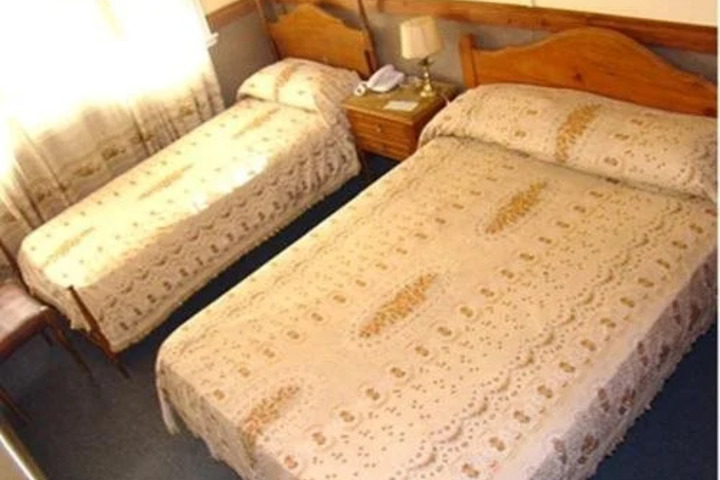 HOTEL AUSTRAL