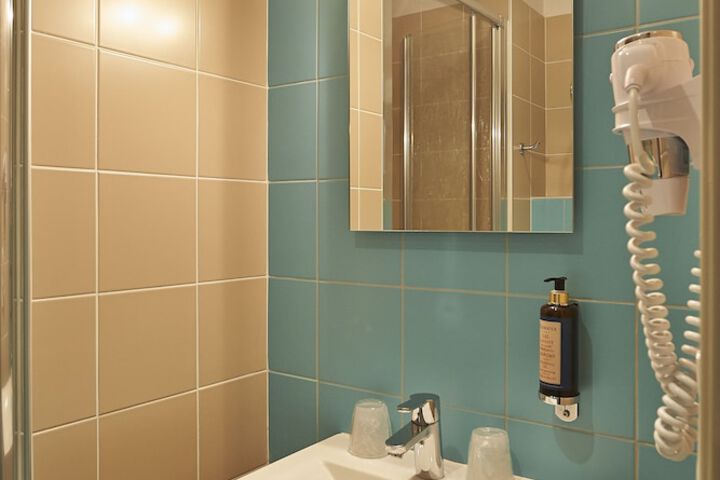 Bathroom Interior Photo