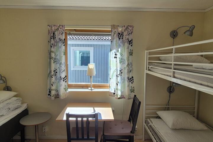 Room 34 of 68