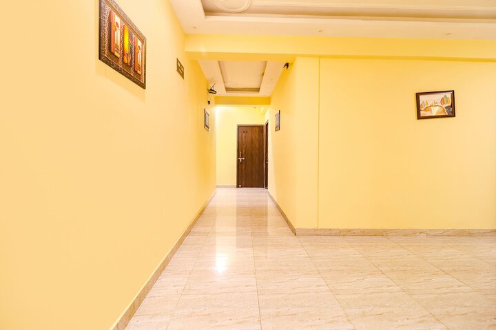 Hotel Interior 7 of 39