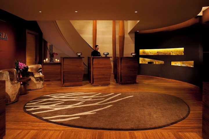 Hotel Interior 70 of 101