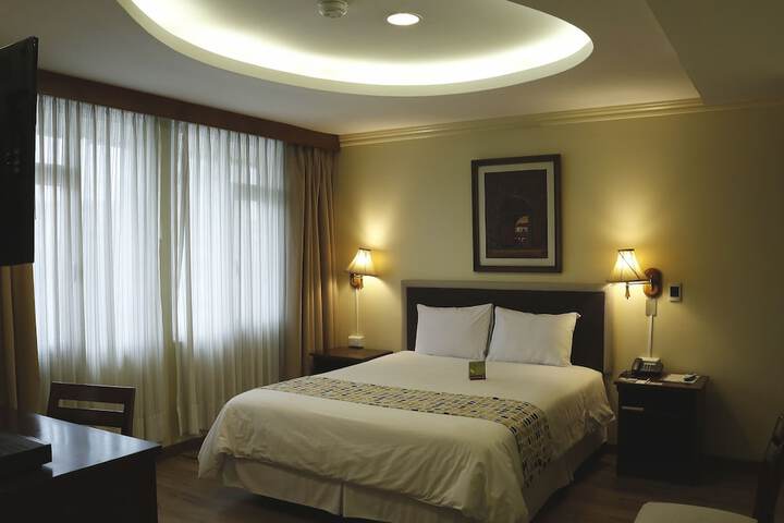 Room 4 of 74