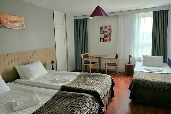 Room 7 of 29