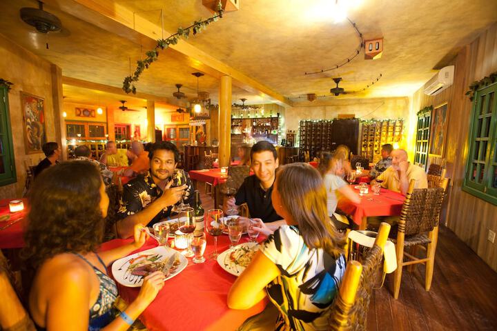 Dining 99 of 126