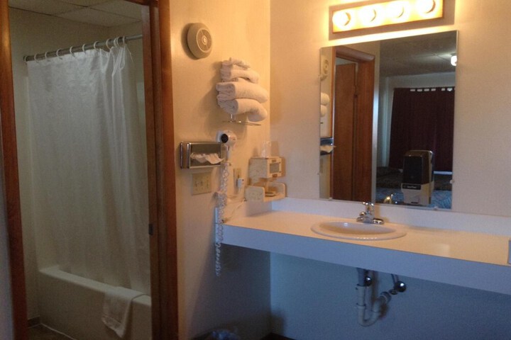 Room 20 of 29