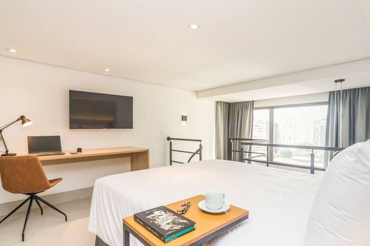 Room 27 of 156