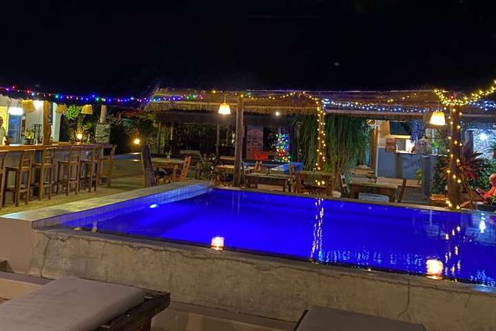 Pool 33 of 72
